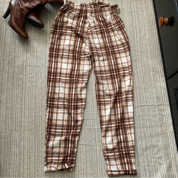 No Comments Checkered Dress Pants Cuffed Size Small (Junior) - Picture 2 of 10
